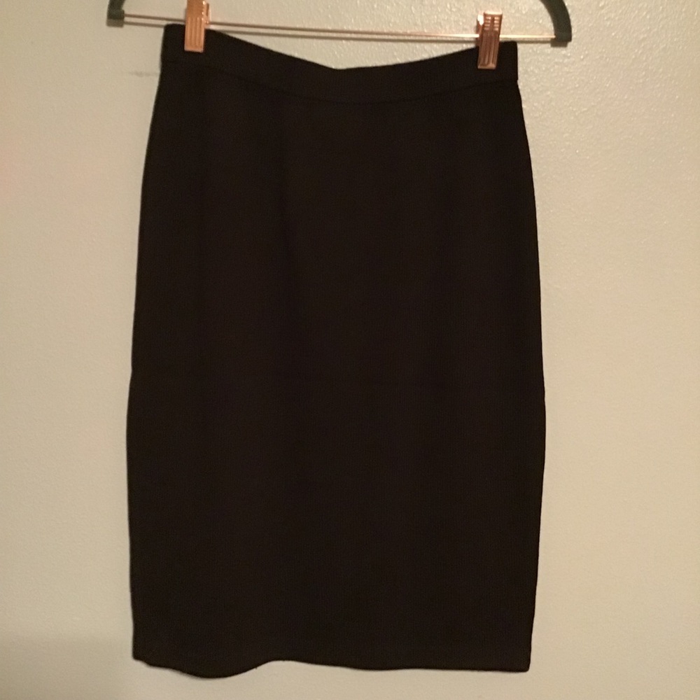 St John Collection knit skirt